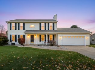 9445 Treetop Dr, Galesburg, MI 49053