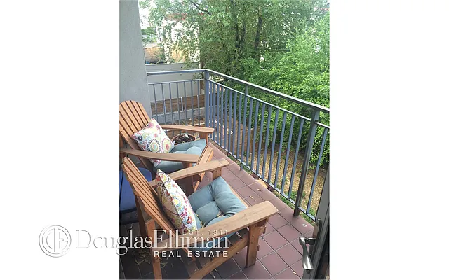 Rented by Douglas Elliman | media 40