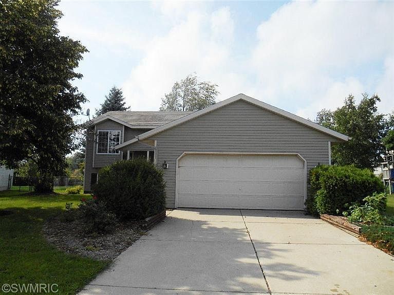 1st image of 11353 Stonehedge Dr