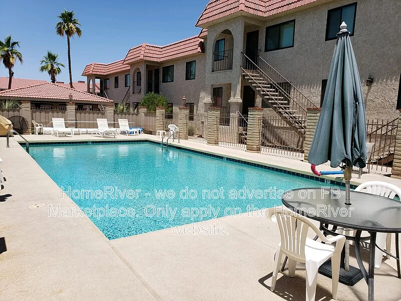 1 bed, 1.0 bath, 718 sqft, $1,295 — Photo 2