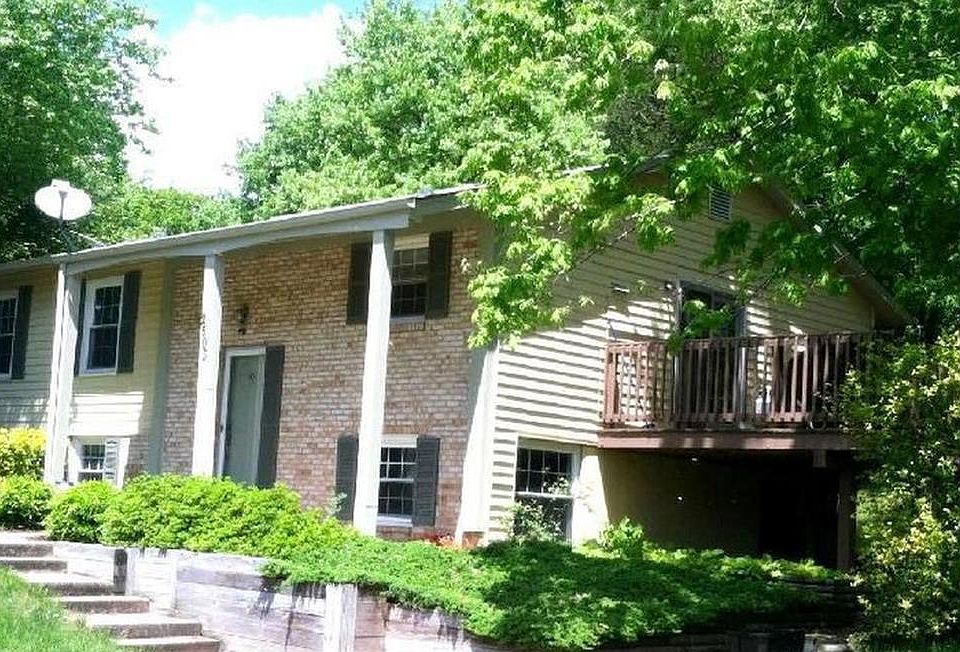 2nd image of 2503 Dover Ct
