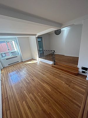 4th image of 200 W 20th St APT 614