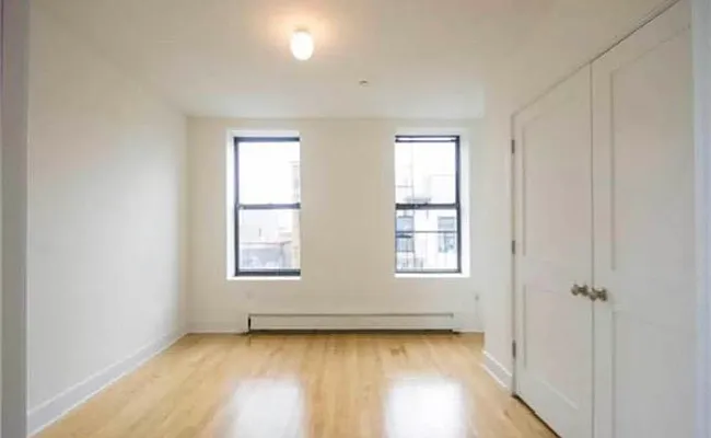 Rented by Nest Seekers International | media 9