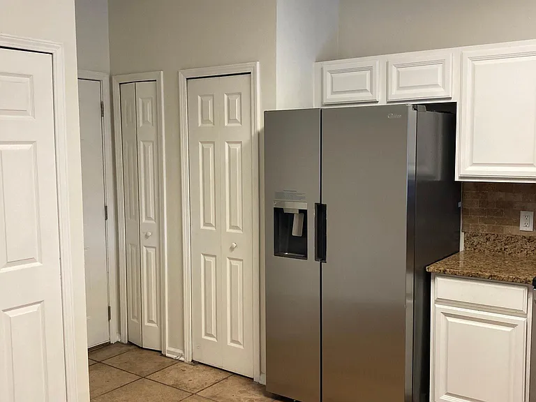 421 Scrub Jay Dr — Photo 6