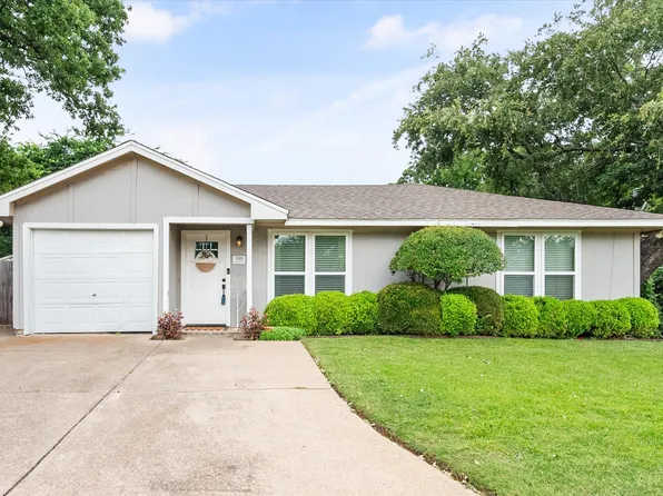 3809 Springtime Ct, Arlington, TX 76017