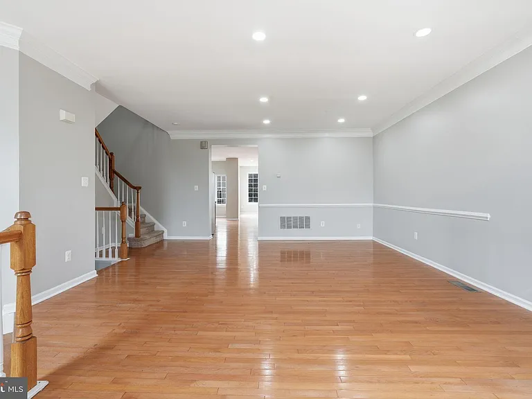 25196 Whippoorwill Ter — Photo 6