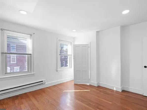 1301 Lancaster Ave, Wilmington, DE 19805