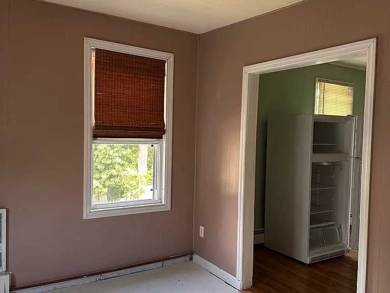 11 Vaness St #B — Photo 7