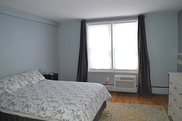 Rented by Griffith Real Estate | media 12