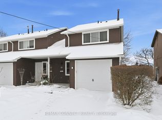 2185 Fairchild Blvd #23, Burlington, ON L7P 3P6