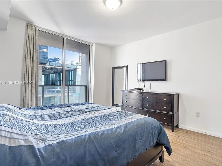 244 Biscayne Blvd #1906 — Photo 18