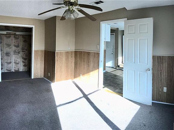 5th image of 1432 E Avenue C