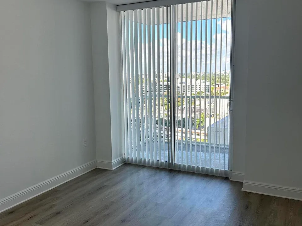 1250 S Miami Ave #1613