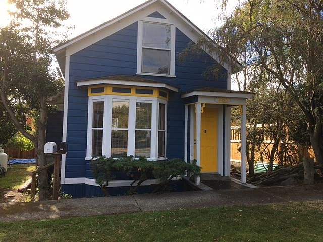 1st image of 621 Lincoln St