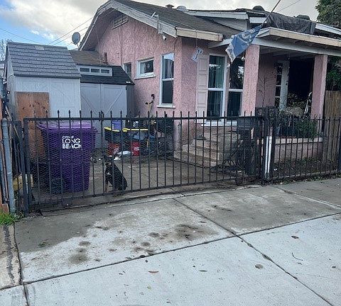 3rd image of 1876 Myrtle Ave
