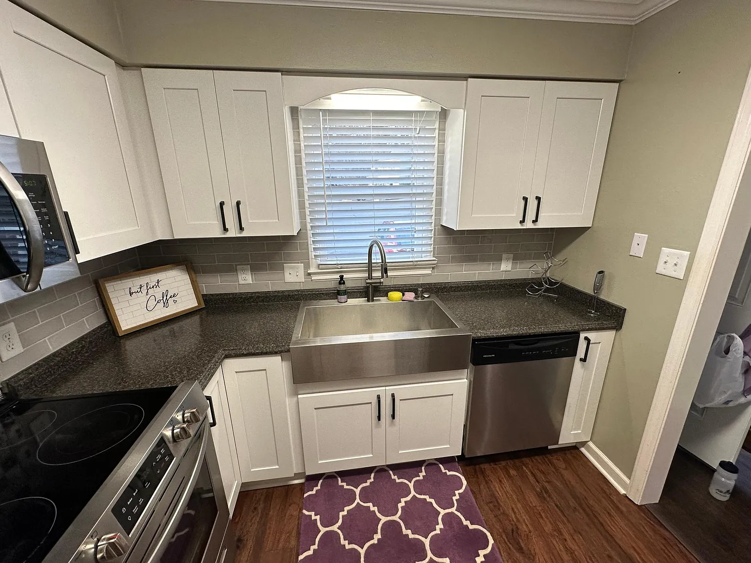 2 bed, 1.5 bath, 1215 sqft, $1,875 — Photo 4