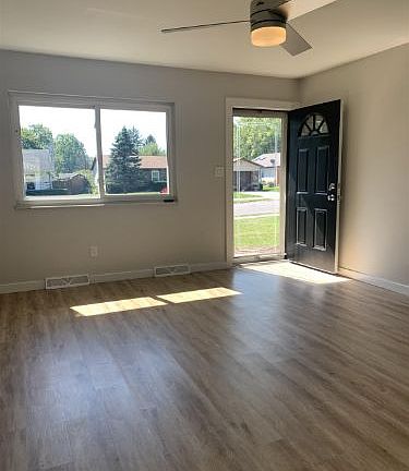 4th image of 3822 W Fairington Dr