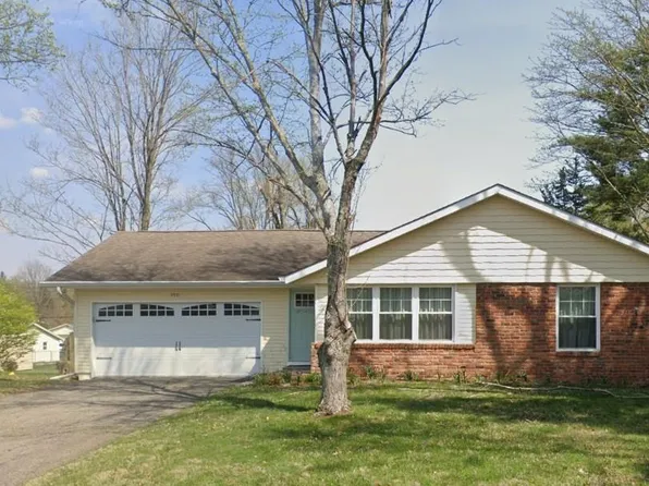 3511 S Roxbury Cir, Bloomington, IN 47401