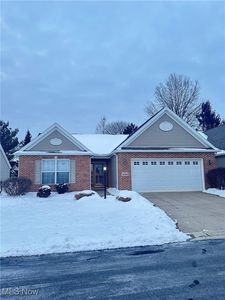 4165 Ledgewater Dr, Mogadore, OH, 44260