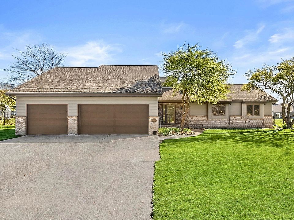 1st image of W4933 Golf Course Rd