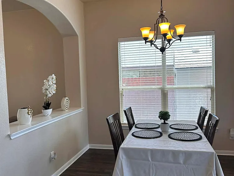 6900 Deorsam Loop — Photo 14