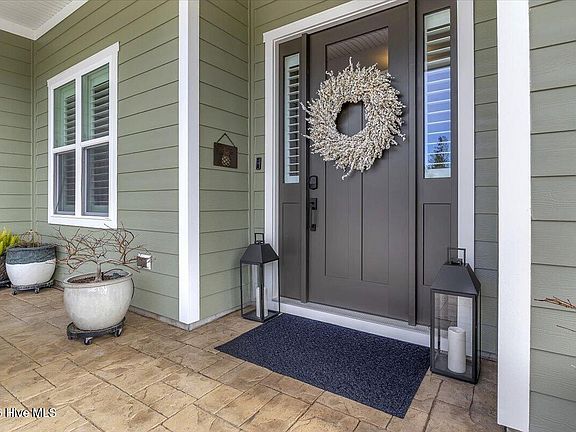 5th image of 2768 W Timber Crest Drive NE