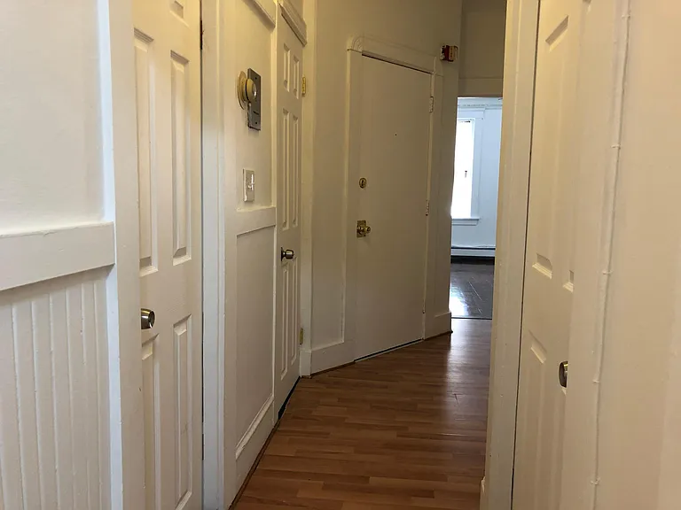 34 Cunard St #2 — Photo 9
