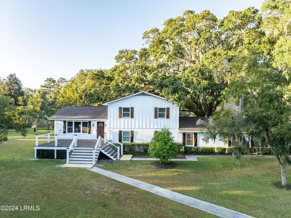 6028 Creek Rd, Beaufort, SC 29906
