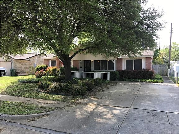 3rd image of 2102 Brookshire St