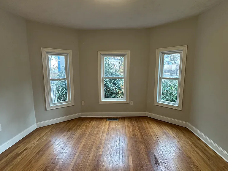 110 Crescent Ave #1 — Photo 7