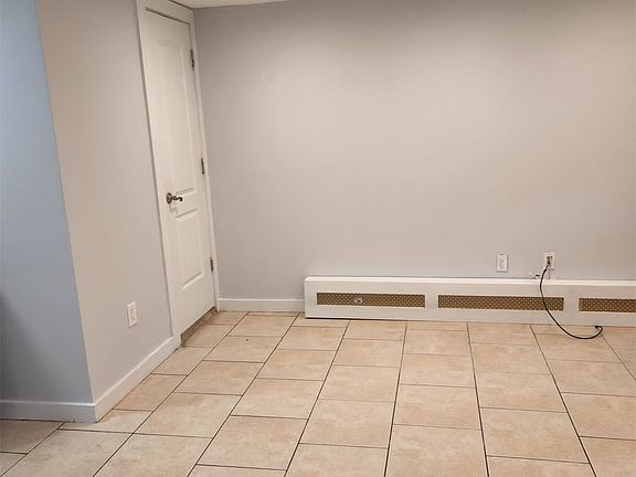 4th image of 251 W Broadway APT 102