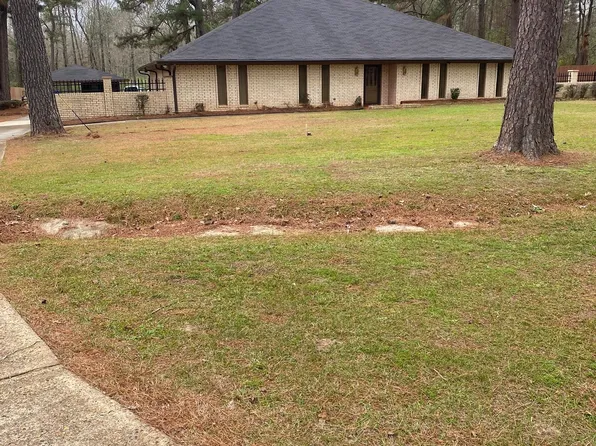 7985 N Lakeshore Dr, Shreveport, LA 71107