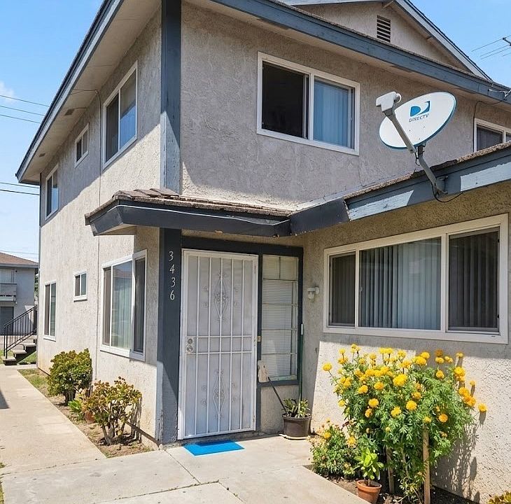 1st image of 3436 Rainbow Ln