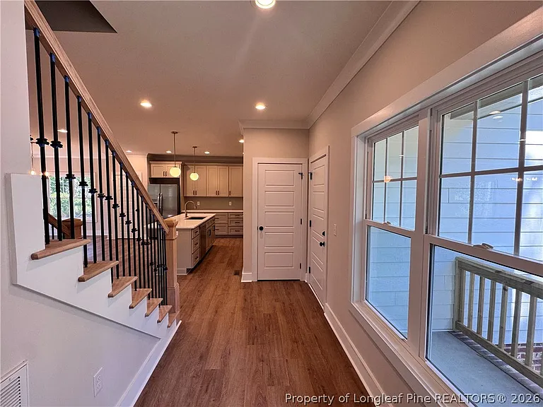 506 Bald Eagle Dr — Photo 2