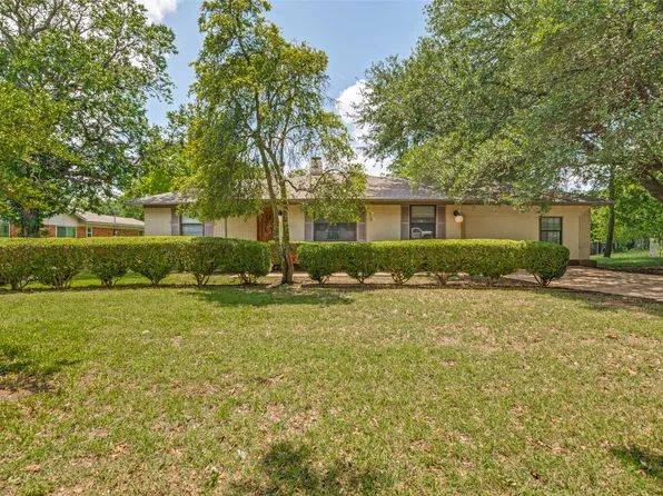 237 Southwood Dr, Lancaster, TX 75146