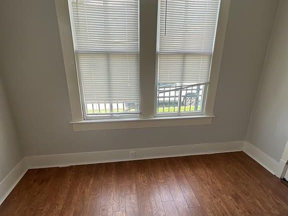 5th image of 714 44th St