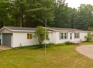 110 Trescott Ln, Houghton Lake, MI 48629