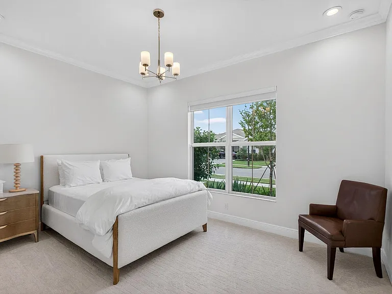 9249 Crestview Cir — Photo 27