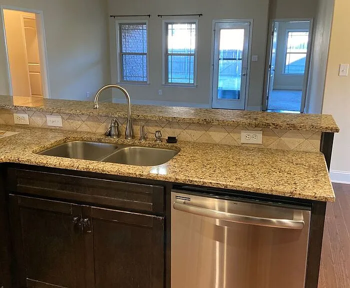 219 Coral Ct — Photo 10