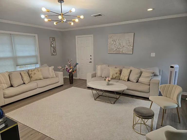 4002 Merrick St — Photo 11