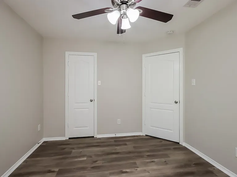 1089 Shadow Glenn Dr — Photo 11