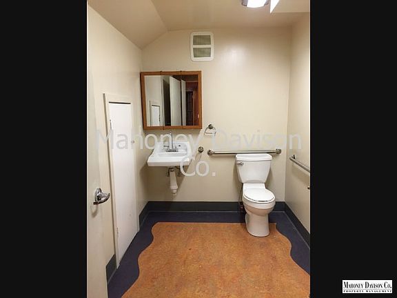 5th image of 260 Petaluma Blvd N #N