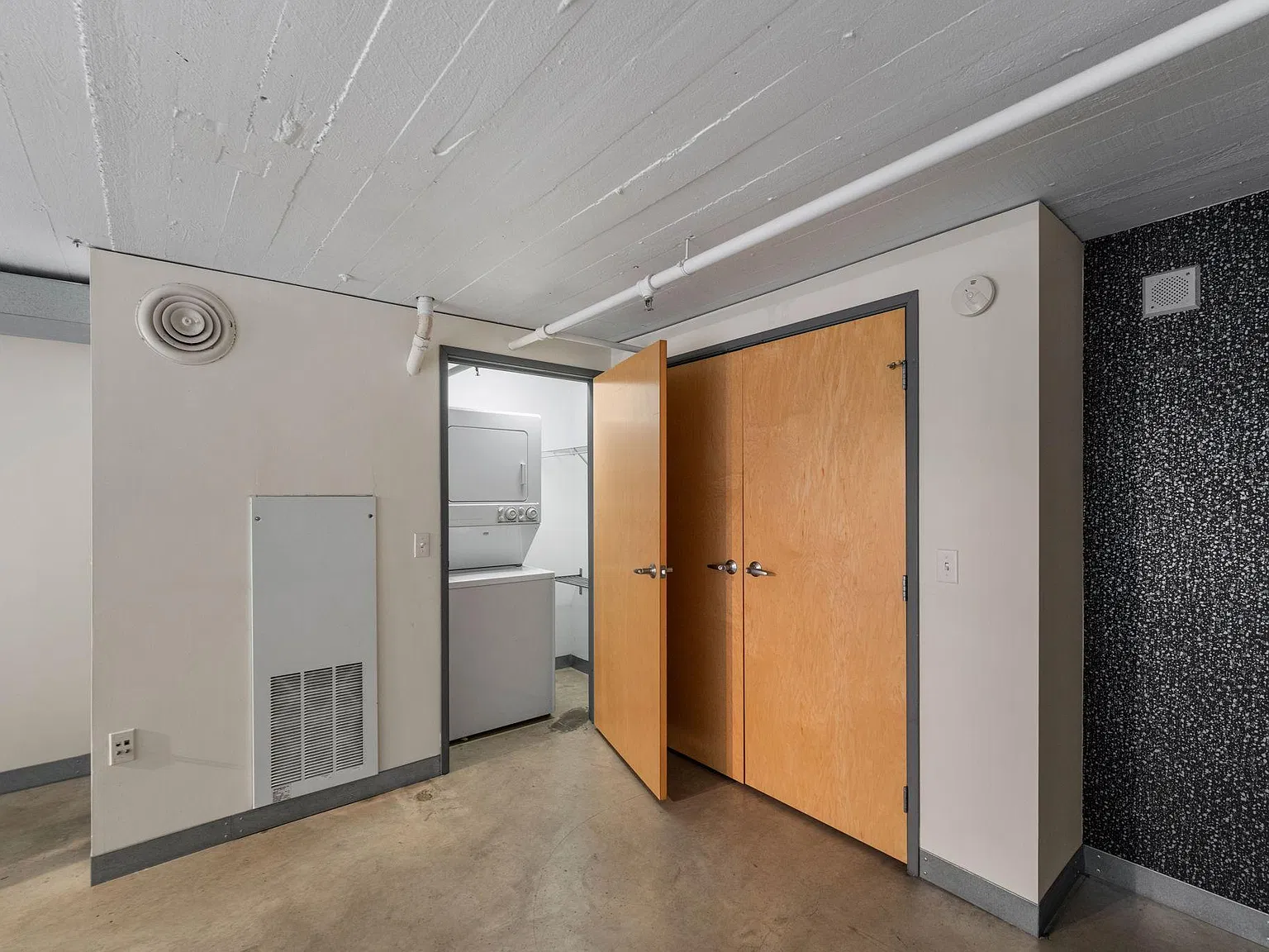 250 Park Ave — Photo 4