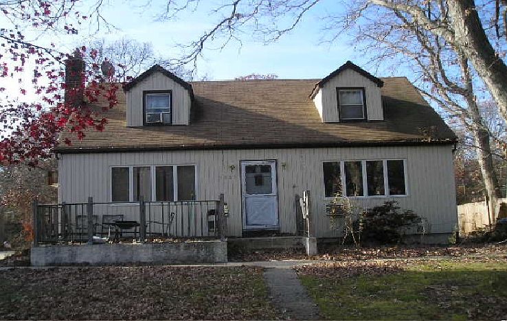 2nd image of 1053 Martinstein Ave