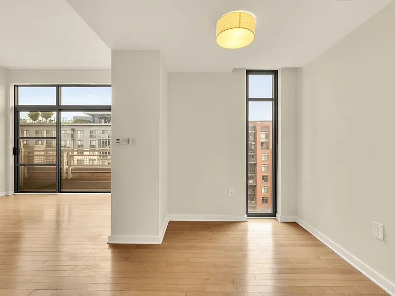 475 K St NW #1123 — Photo 9