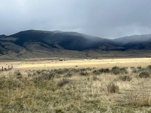 Royal Elk Rd, Whitehall, MT 59759