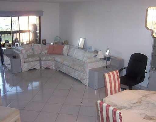2nd image of 7310 Ashford Pl APT 806