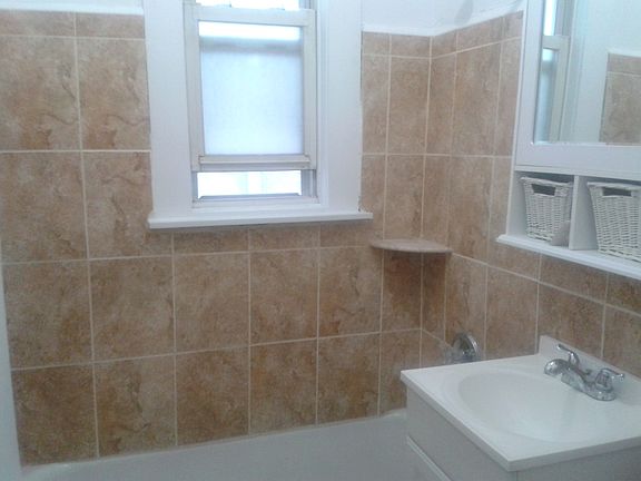 5th image of 2449 32nd St