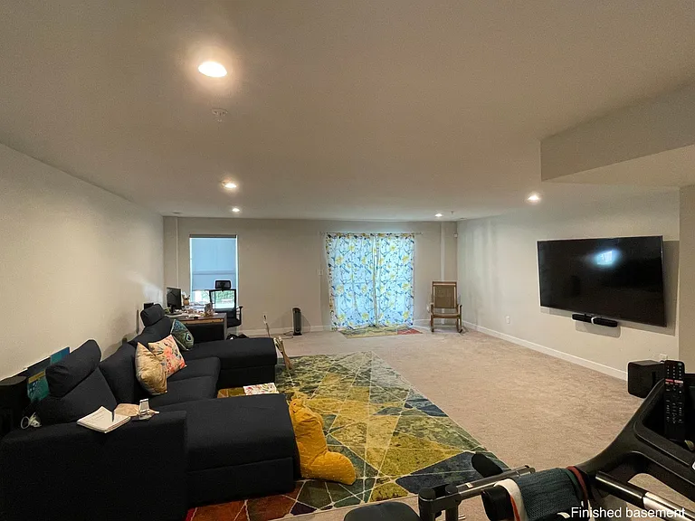 112 Azalea Dr — Photo 10