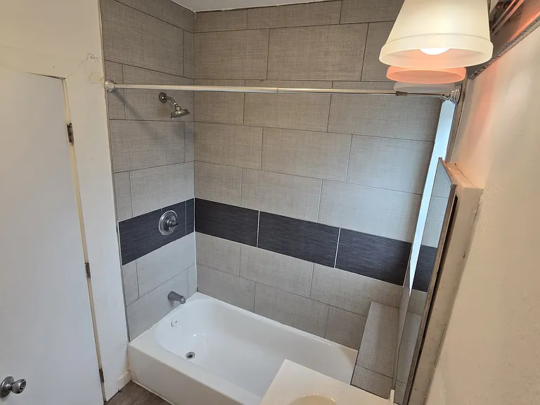 6809 West Blvd #B — Photo 3